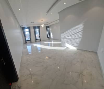 very nice super finishing huge flat in Fintas