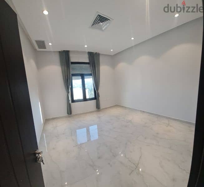 very nice super finishing huge flat in Fintas 4