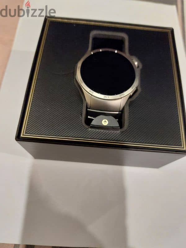 huawei watch GT-4 stainless steel,  used hour ,  look as new 2