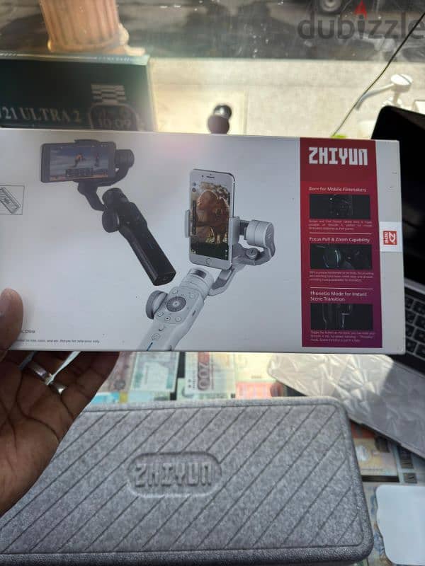 zhiyun smooth 4 mobile  ganbol  with box all accessories good conditio 6