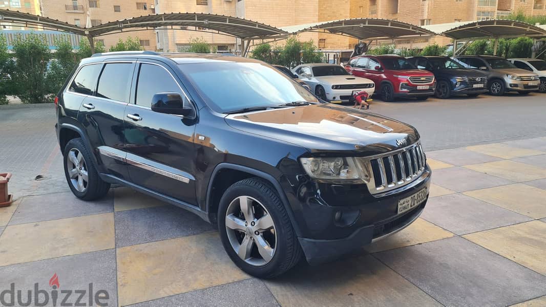 Jeep Grand Cherokee 2012 2012 5.7 L HEMI 11