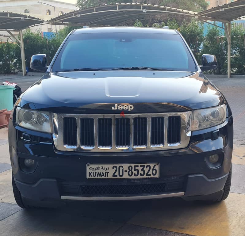 Jeep Grand Cherokee 2012 2012 5.7 L HEMI 13