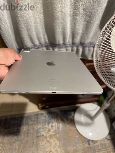 iPad Pro 512GB 12.9 screen 4 generation