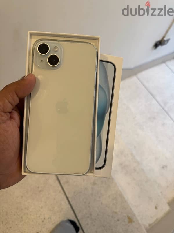 iPhone 15 plus  256GB 5G 99. /. Battery 4