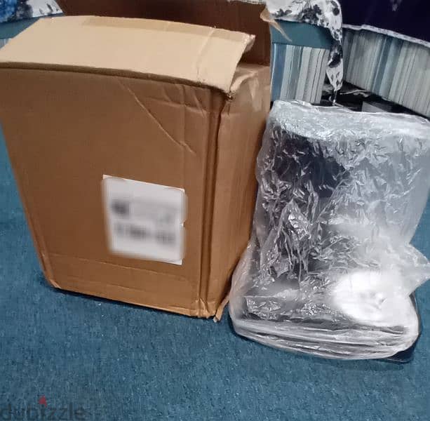 Cat auto feeder for sale 1