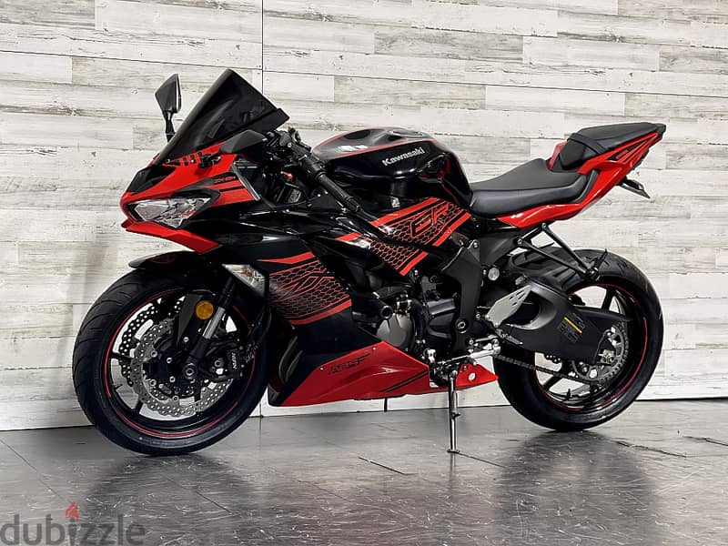 2022 Kawasaki Ninja ZX-6R (+971 52 300 8603) 6