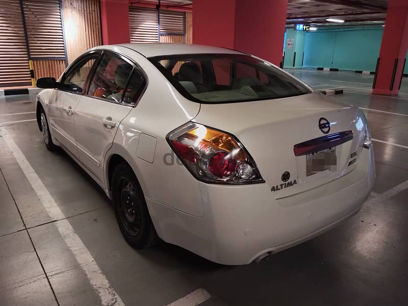 Nissan Altima 2010 for sale 4