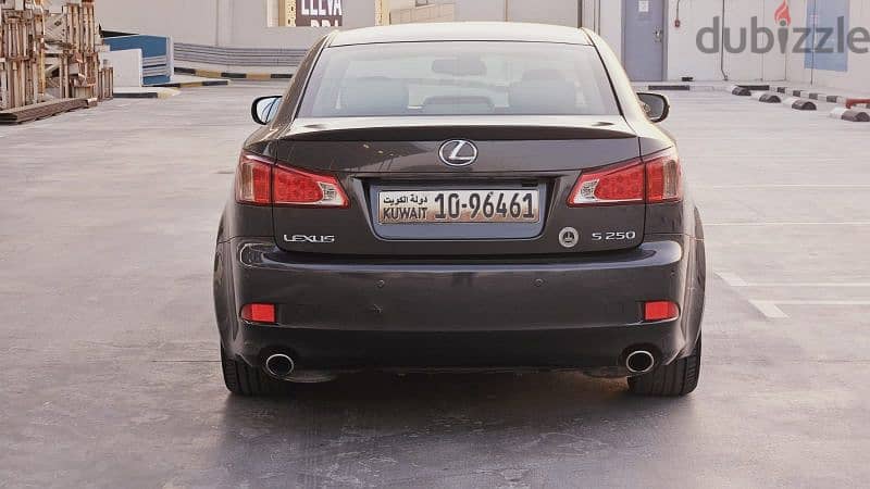 Lexus IS-Series 2011 7