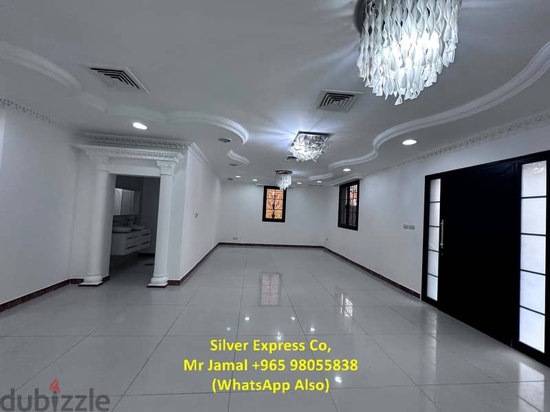 4 Bedroom Ground Villa Floor for Rent in Mangaf. 0