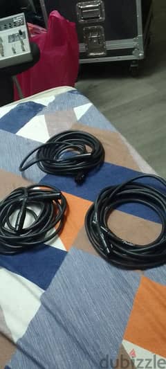 fender Xlr 3 cable. 3 meters . 0