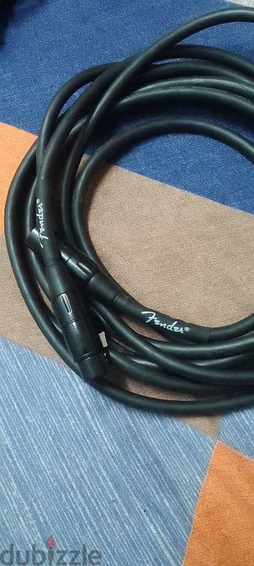 fender Xlr 3 cable. 3 meters . 1