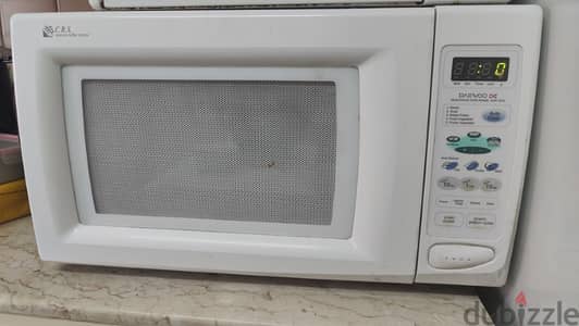 Daewoo Microwave in good condition - Available on 8th Dec