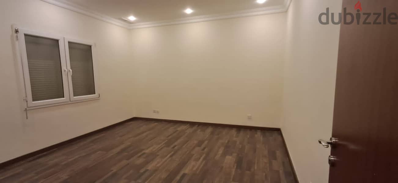 3 Bedroom Floor in Zahra 8