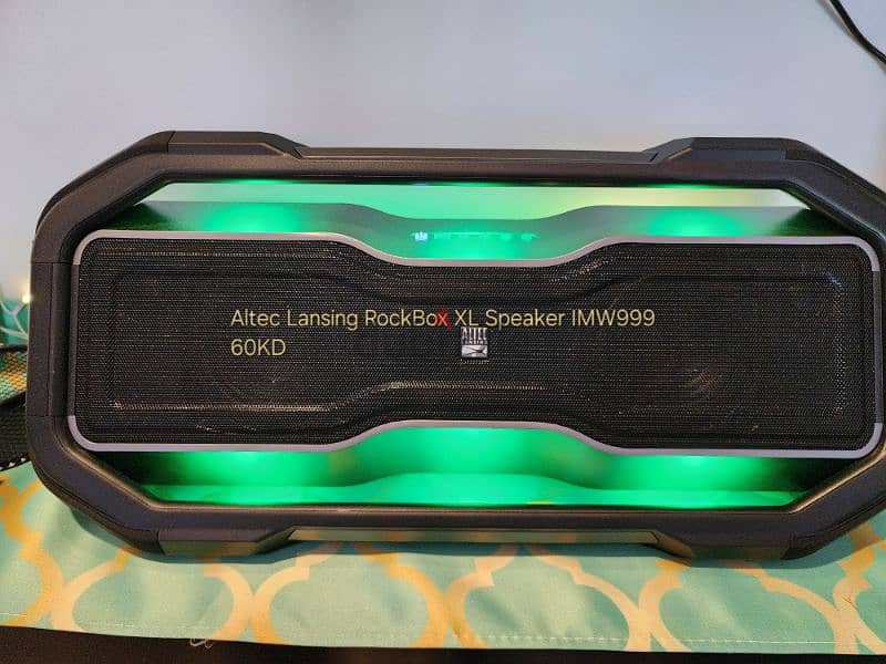 Altec Lansing RockBox XL Bluetooth Speaker 2