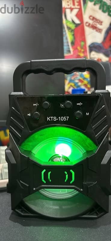 Wireless bluetooth speaker with flashing lights 5