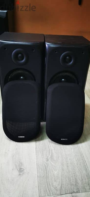 KenWood shel speaker 6 omd L an  R 0