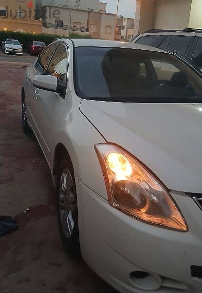 Nissan Altima 2011 5