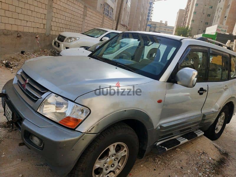 Mitsubishi Pajero 2002 1