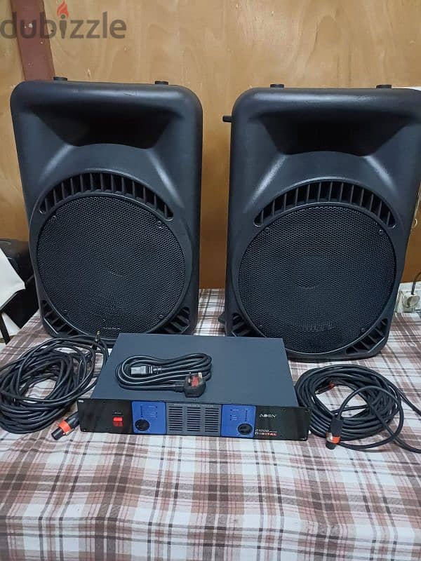 professional 15' speakers 0