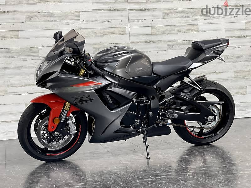 2021 suzuki Gsx R750 (+971561943867) 2