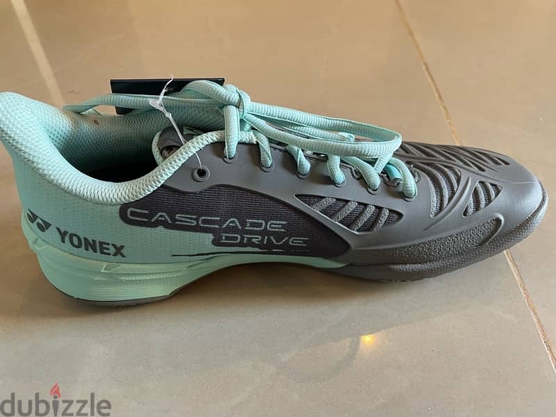 Badminton Shoes - Yonex 2