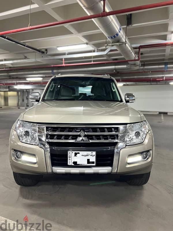 Mitsubishi Pajero 2020 1