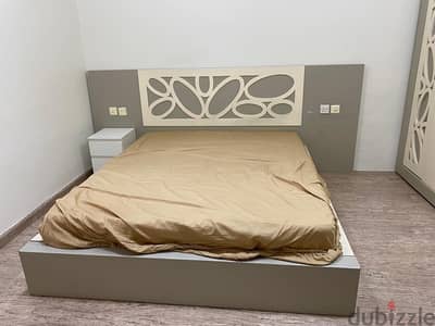 full set of furniture with bed, 2 cupboard, 2 dressing table