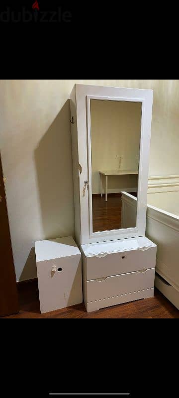 all room furniture in good condition 4