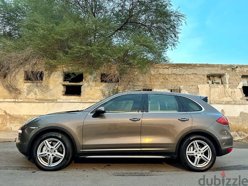 Porsche Cayenne S 2012 بورش كاين اس 8