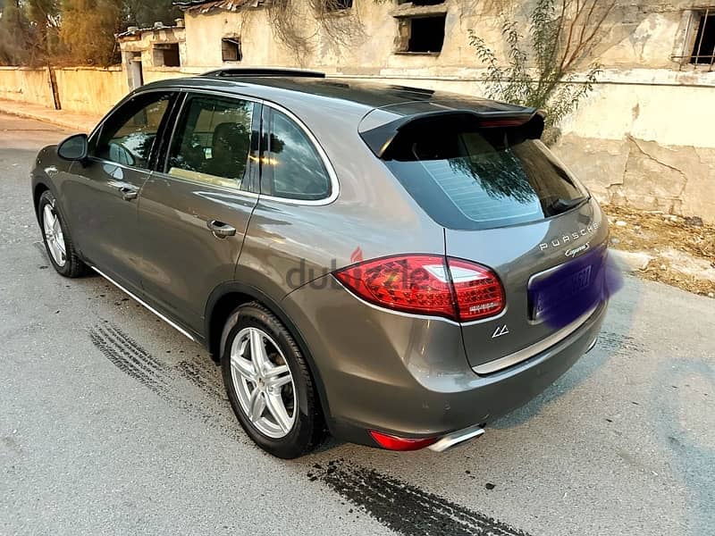 Porsche Cayenne S 2012 بورش كاين اس 10