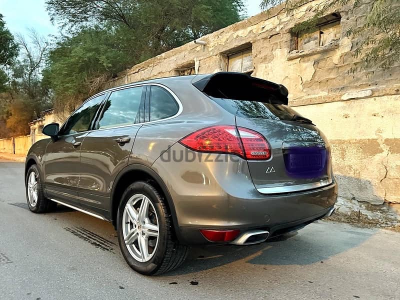 Porsche Cayenne S 2012 بورش كاين اس 12