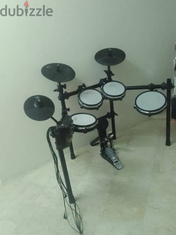 electric drum set. 8