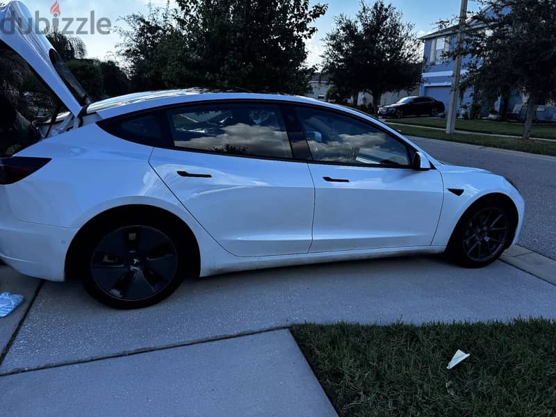 Tesla Model 3 2021 3