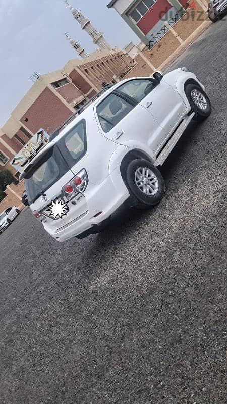 Toyota Fortuner 2013 URGENT SALE FAMILY USED 5