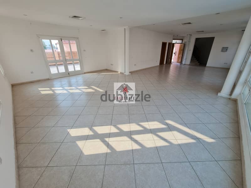 A superb and spacious 3 bedroom duplex apartment in Messial 1