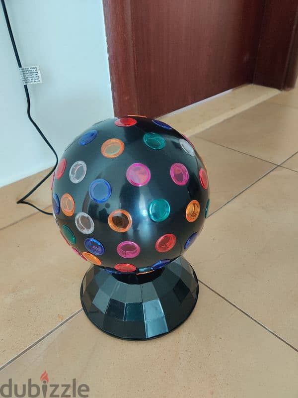 Disco 3 - Pin Light - 22 x 30 cms 1