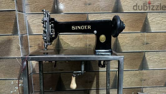 Singer 114w103 Chain & Moss Stitch Embroidery Machine