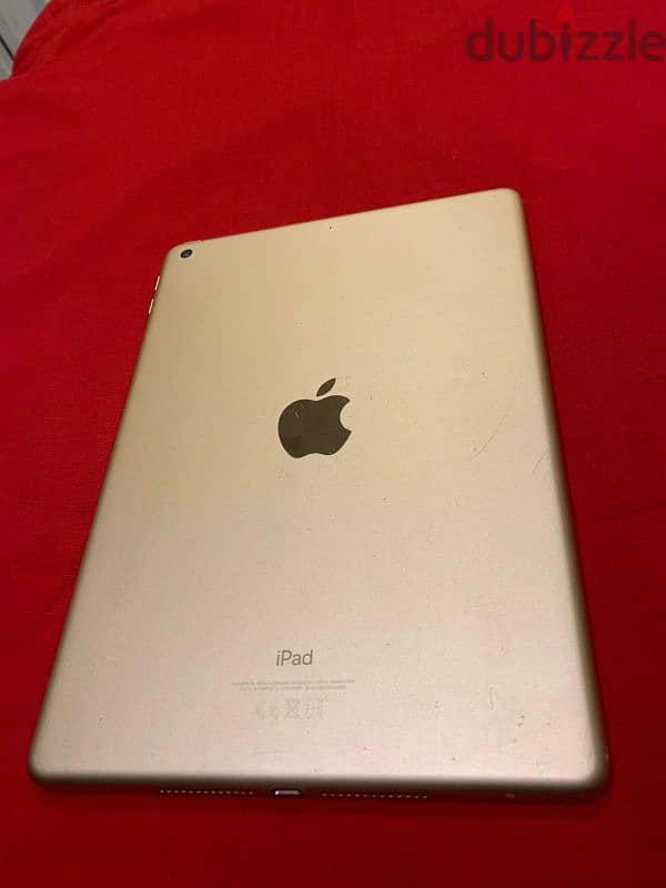 Apple iPad 6  generation 32 GB 1