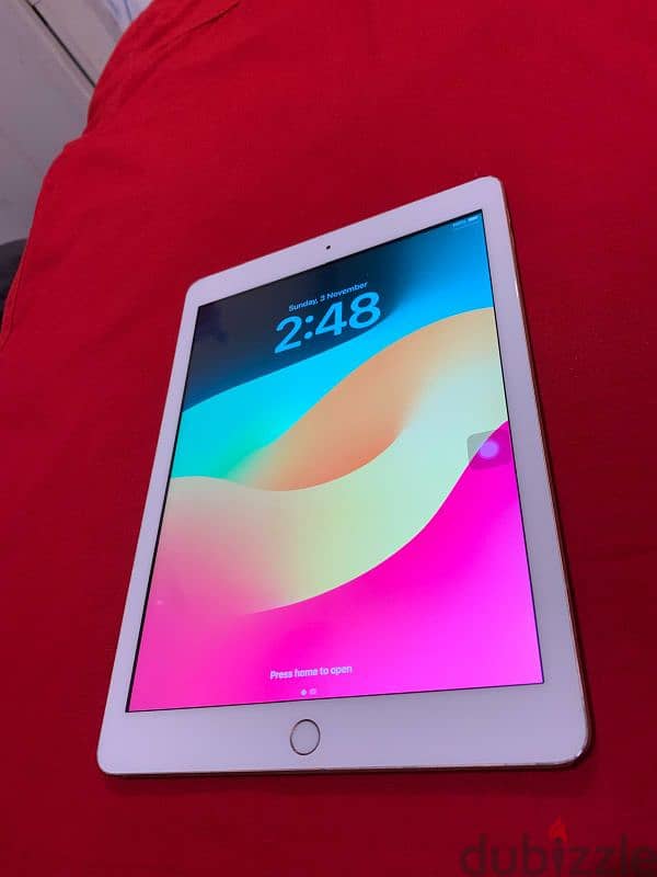 Apple iPad 6  generation 32 GB 2