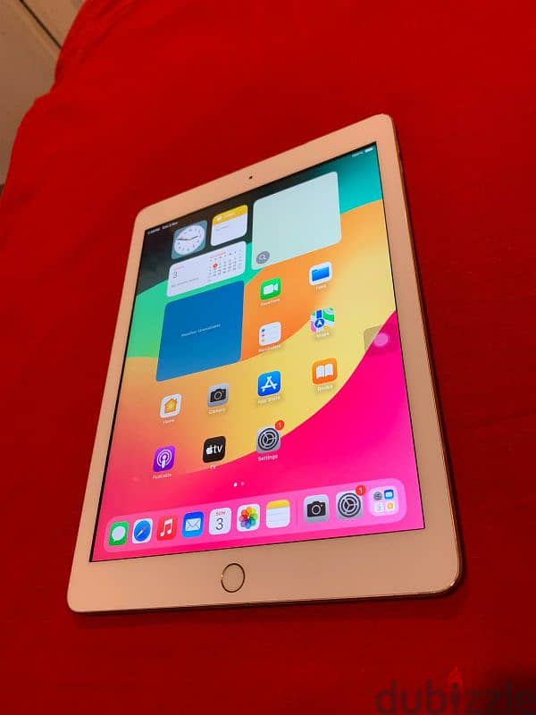 Apple iPad 6  generation 32 GB 4