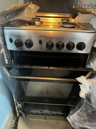 GAS OVEN