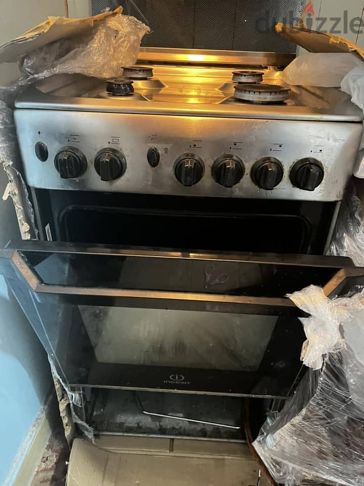 GAS OVEN 0