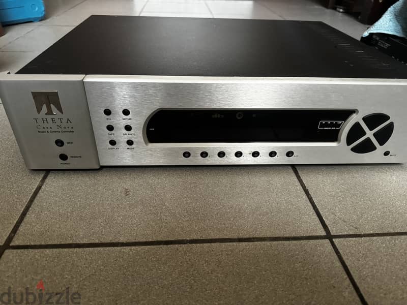 Theta Casanova pre amplifier 1