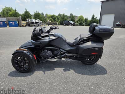 2024 Can-Am Spyder F3 Limited (+97466574363)