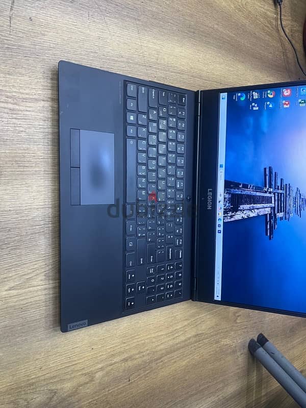 للبيع لابتوب جيمنق LENOVO LEGON بحالة ممتازة 2