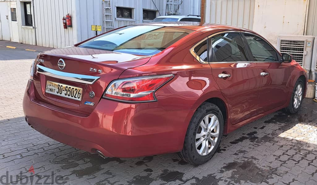 Nissan Altima 2014 1