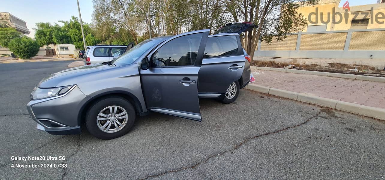 2018 Mitsubishi Outlander for Sale (Diplomatic Owned) 10