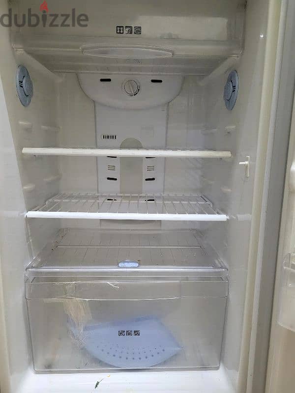 Samsung Fridge. 3