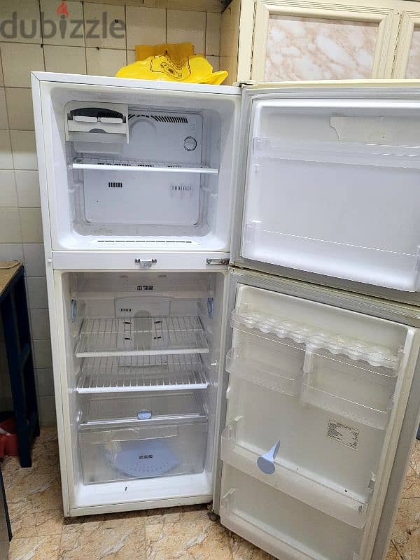 Samsung Fridge. 5