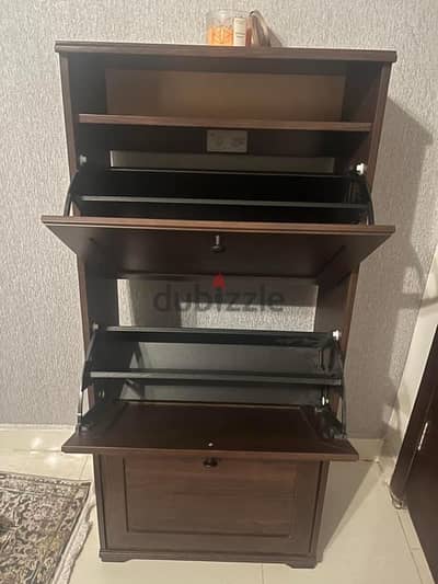 shoes cabinet